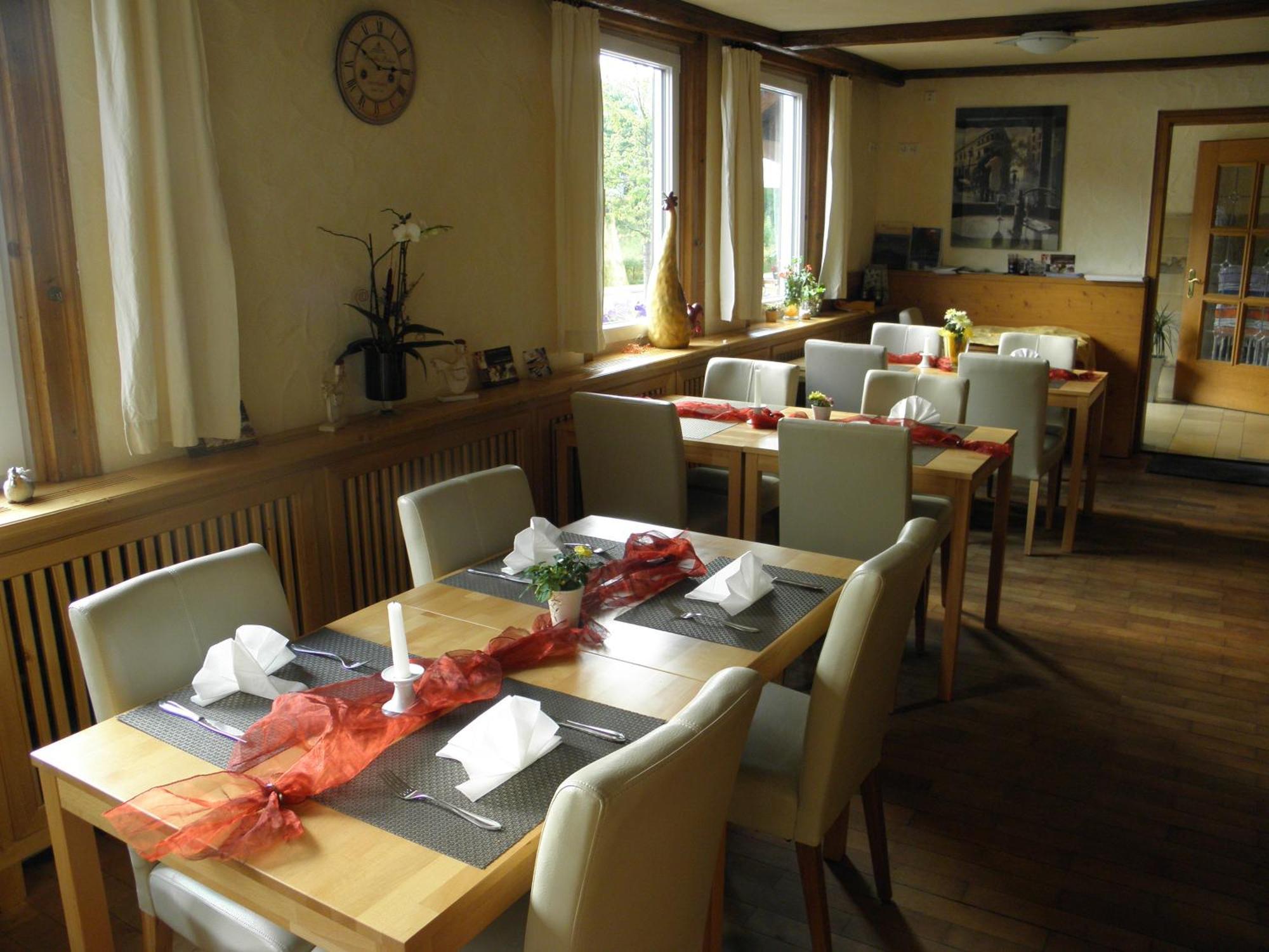 Alb Hotel Schalksburg 알브쉬타트 외부 사진