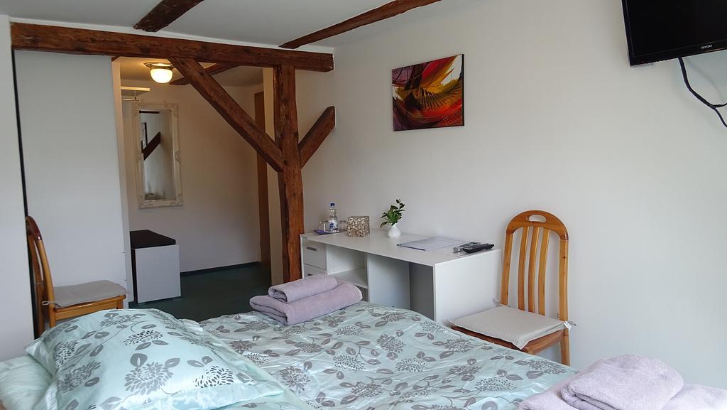 Alb Hotel Schalksburg 알브쉬타트 외부 사진