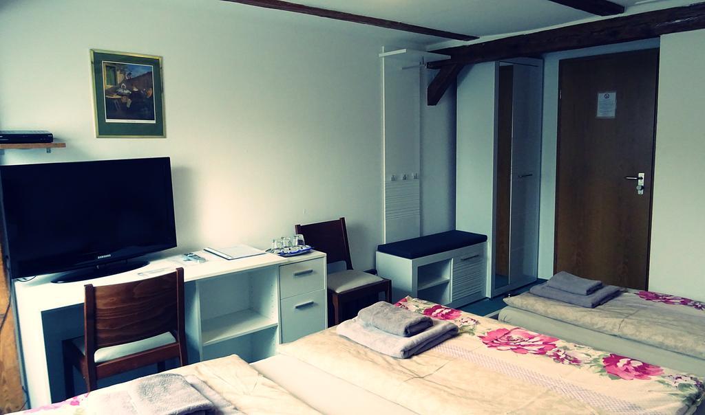 Alb Hotel Schalksburg 알브쉬타트 외부 사진