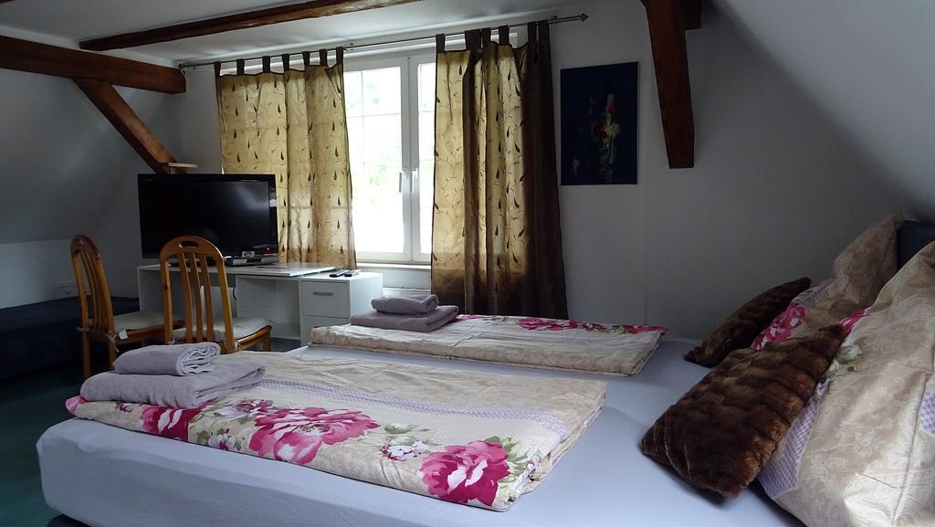 Alb Hotel Schalksburg 알브쉬타트 외부 사진